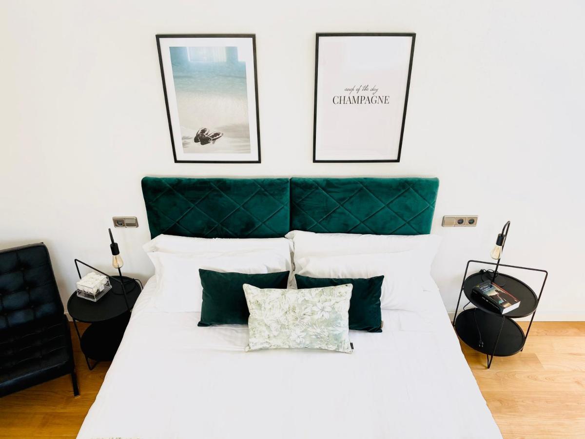 Hotel Carbonell Llança Zewnętrze zdjęcie