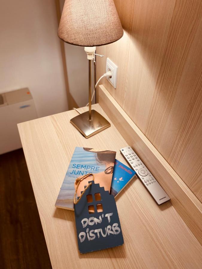 Hotel Carbonell Llança Zewnętrze zdjęcie