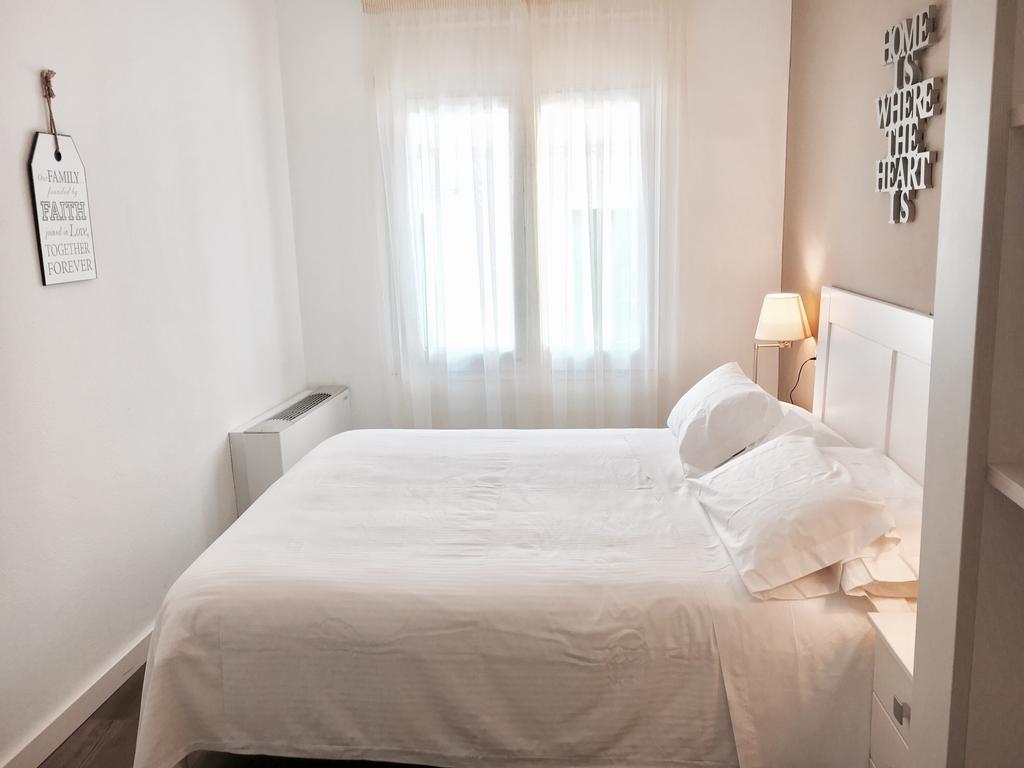 Hotel Carbonell Llança Zewnętrze zdjęcie