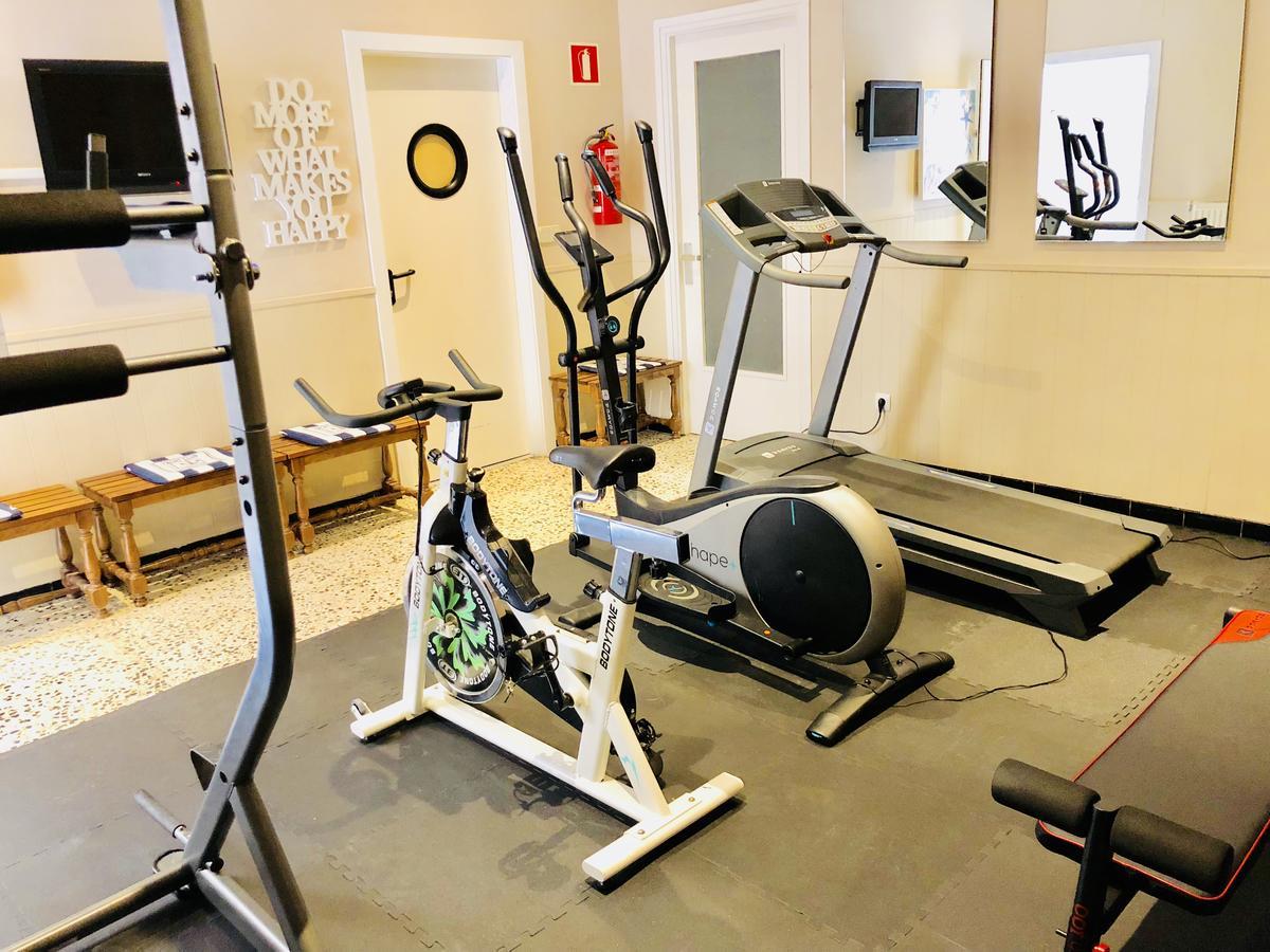 Hotel Carbonell Llança Zewnętrze zdjęcie