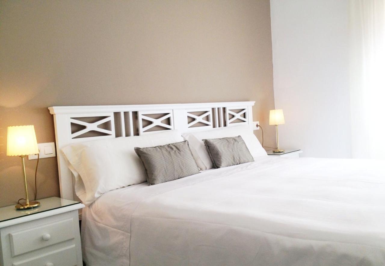 Hotel Carbonell Llança Zewnętrze zdjęcie